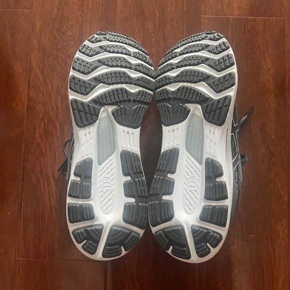 NWOT Asics Gel Kayano 28 - Picture 3 of 5